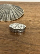 Entzückende alte Pillendose